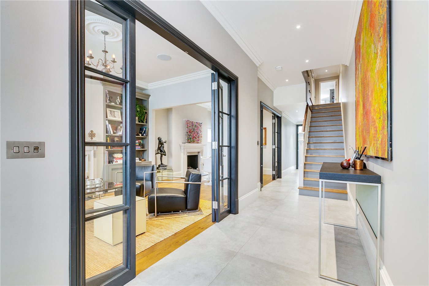 New Kings Road, Fulham/Parsons Green, London, SW6